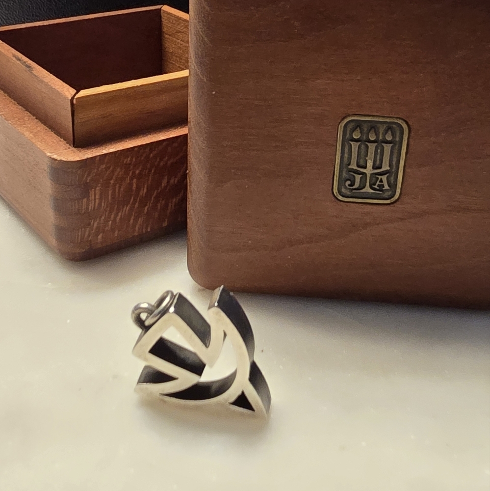 Retired James Avery Descending Dove Pendant